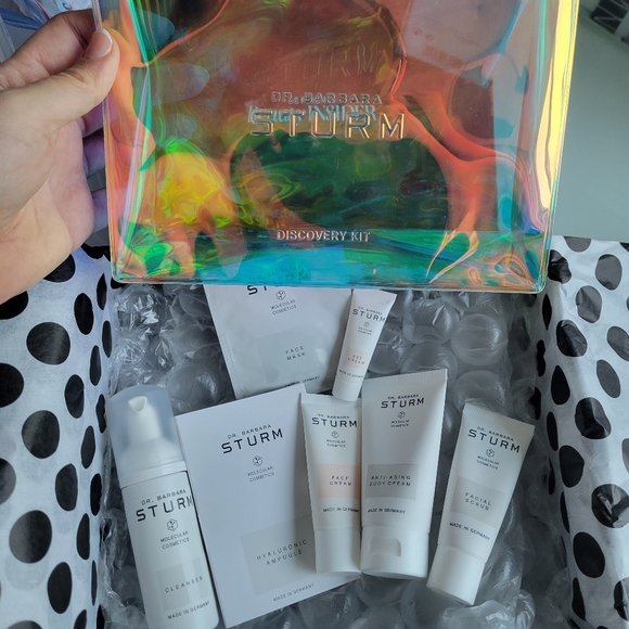 🌟HOST PICK🌟  Dr. Barbara Sturm discovery set - Picture 2 of 14